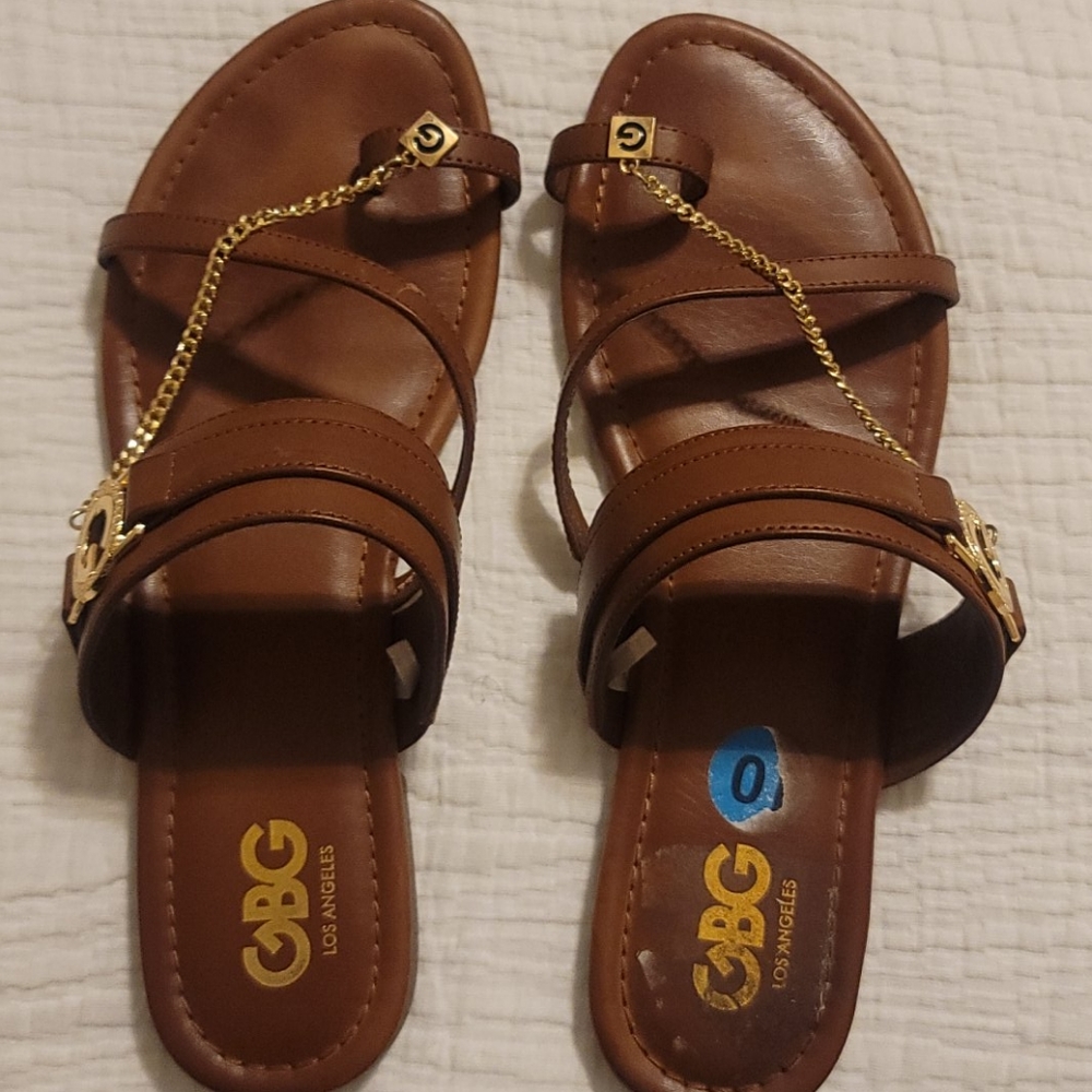 Size 10 brown and gold chain sandals